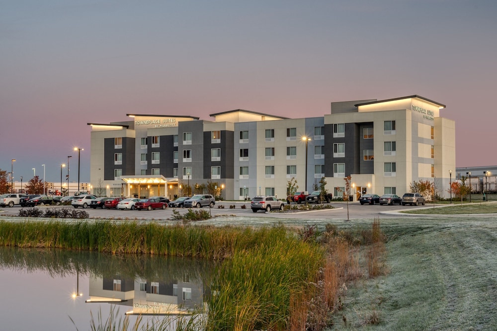 TownePlace Suites by Marriott Indianapolis Airport - featured photo