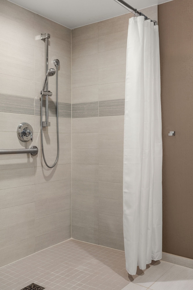 Boston Marriott Cambridge - photo 22