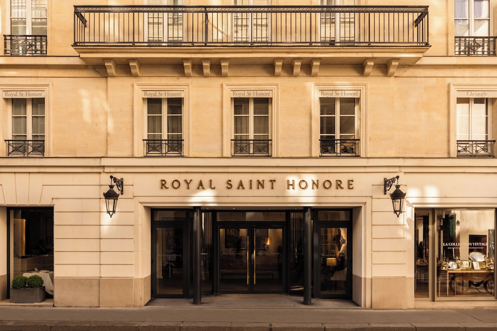 Royal Saint Honore