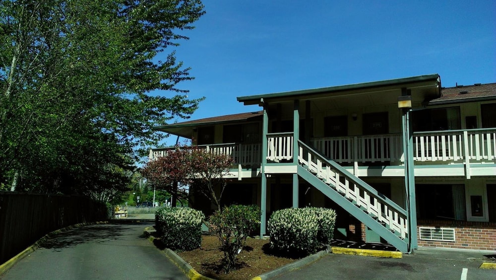 Motel Puyallup - photo 22