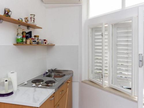 Apartments Sisic One Bedroom Apartment with Terrace