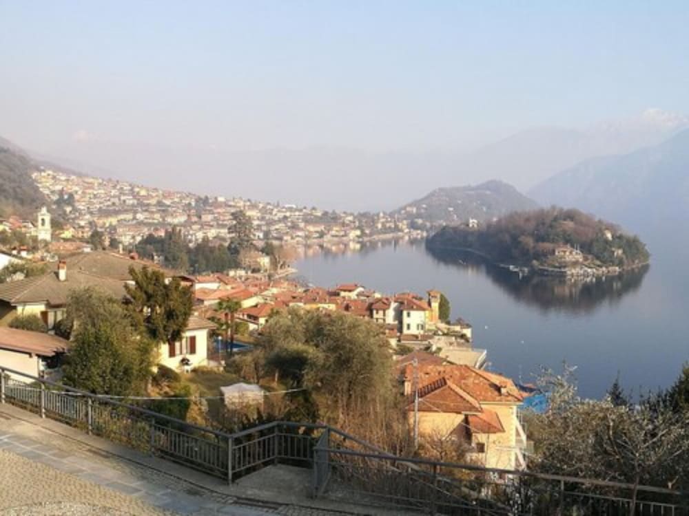 Rustico Vista Lago - carbon neutral hotel in Lezzeno