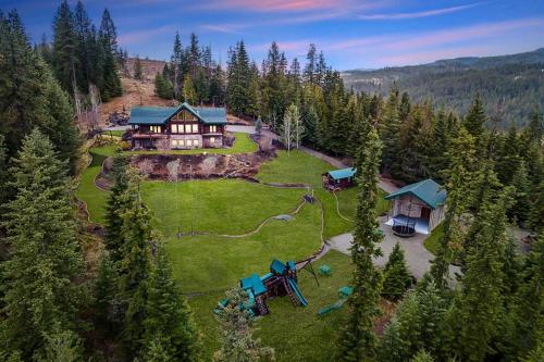 Kingston Retreat House Kingston ID — 4-Star Luxury Hotel in Kingston, United States