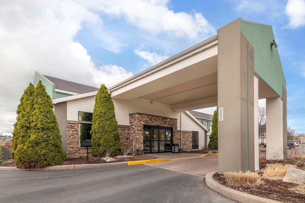 Best Western Liverpool Syracuse Inn & Suites - photo 30