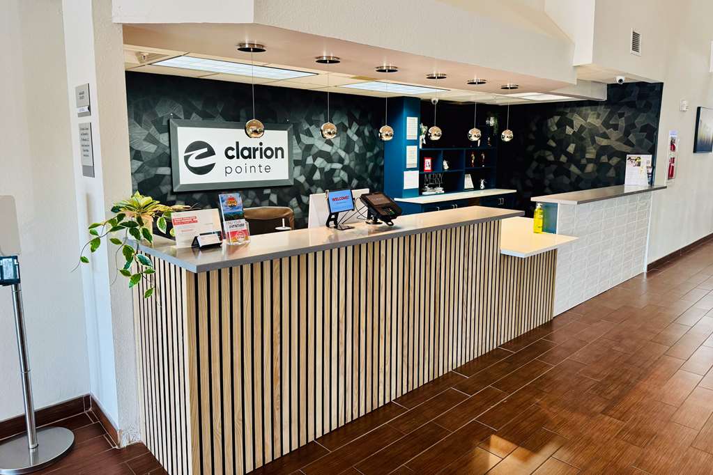 Clarion Pointe Albemarle - photo 4
