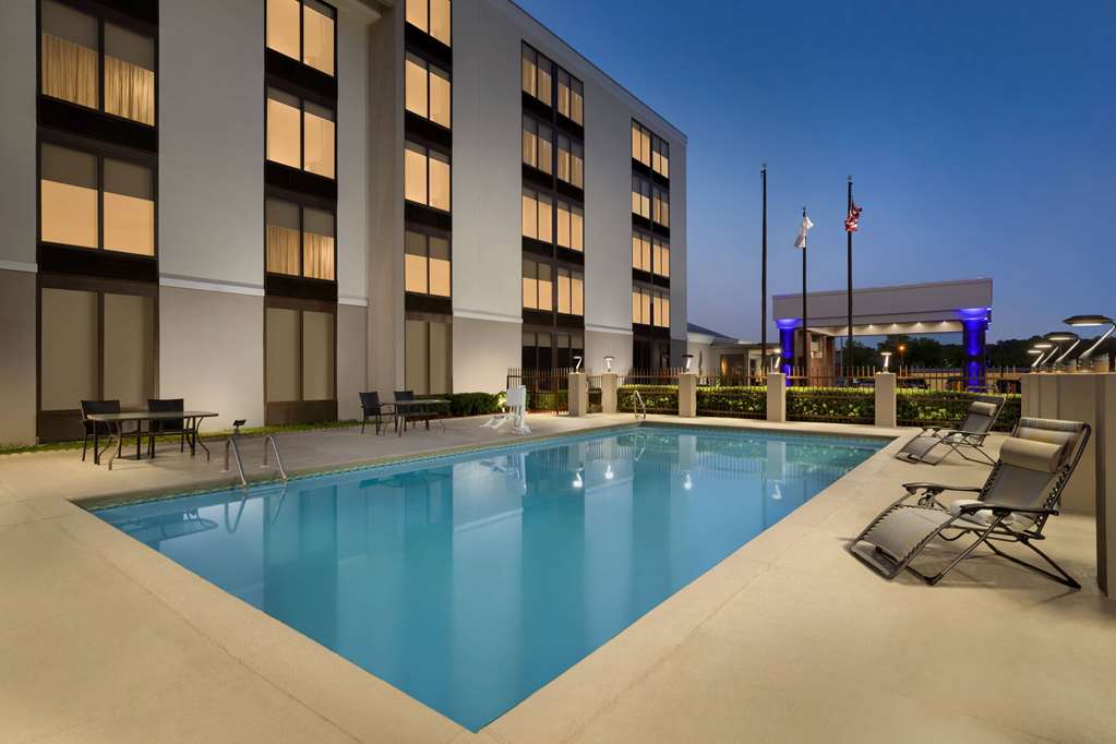 La Quinta Inn & Suites by Wyndham Dothan - photo 15