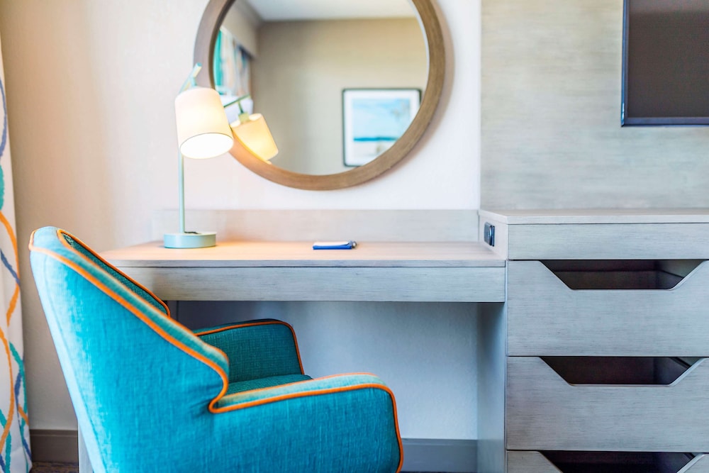 Hampton Inn Virginia Beach Oceanfront North - photo 15