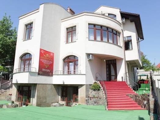 Imperial — Chisinau