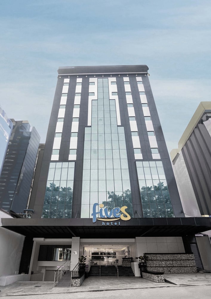 Fives Hotel Meldrum in Johor Bahru, Malaysia