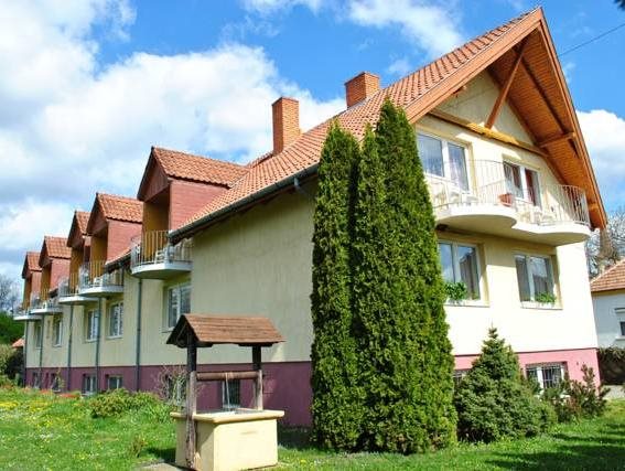 Hotel Ingrid Pansio And Apartments in Buk, Hungary