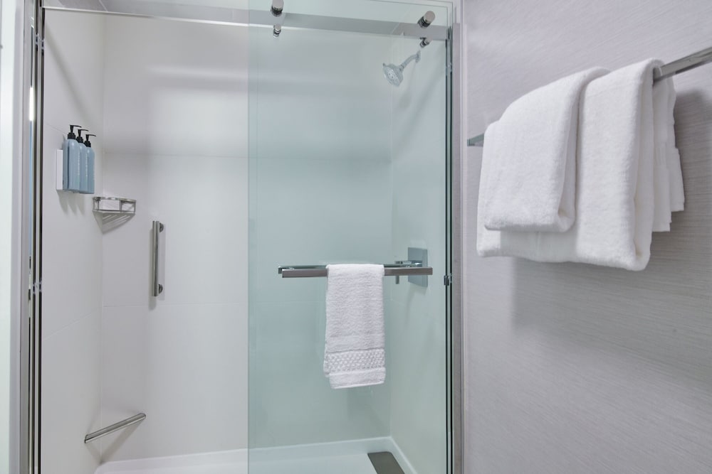 Courtyard by Marriott Detroit Livonia - photo 31