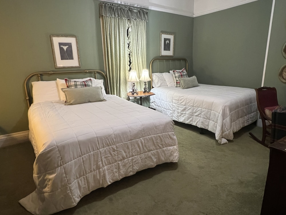 The Veranda Historic Inn - photo 6