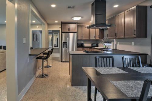 Bradenton Home with Yard 11 Mi to Beaches — 4-Star Luxury Hotel in Bradenton, United States