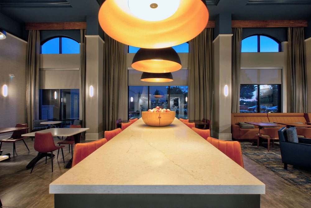 Hampton Inn & Suites Spartanburg I 26 Westgate Mall - photo 4