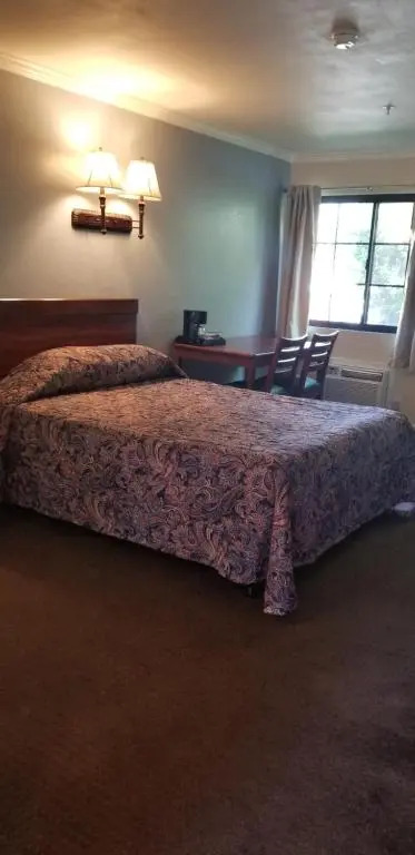 Sierra Crossing Motel - photo 27