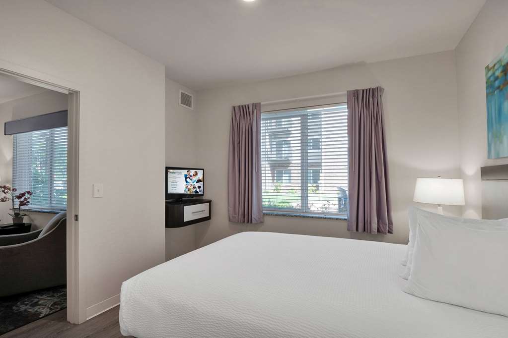 WaterWalk Extended Stay Raleigh Durham Research Triangle - photo 17