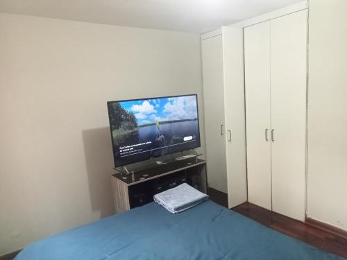 Acogedora Habitacion Independiente - last minute hotel in Lima