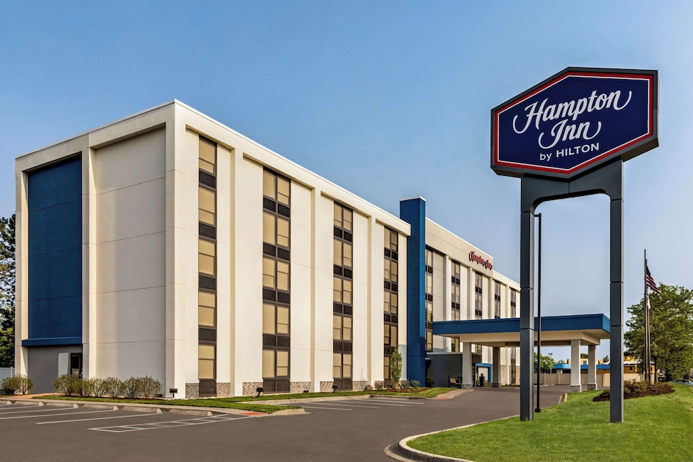 Hampton Inn Chicago O'Hare International Airport — hotel in Schiller Park