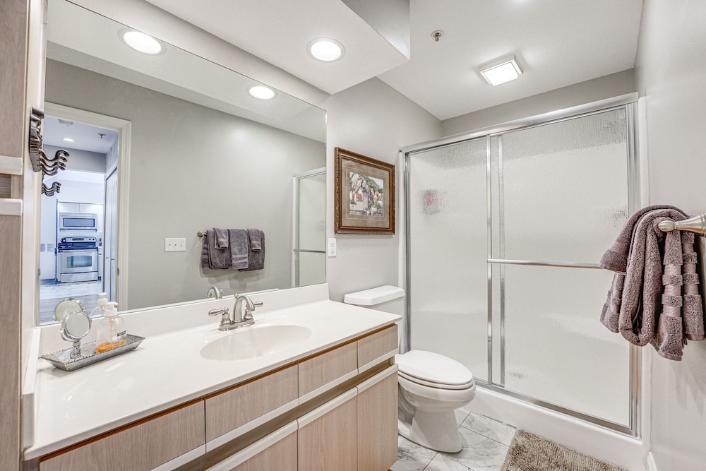 Branson Condo with Resort Amenities and Marina Views - photo 6