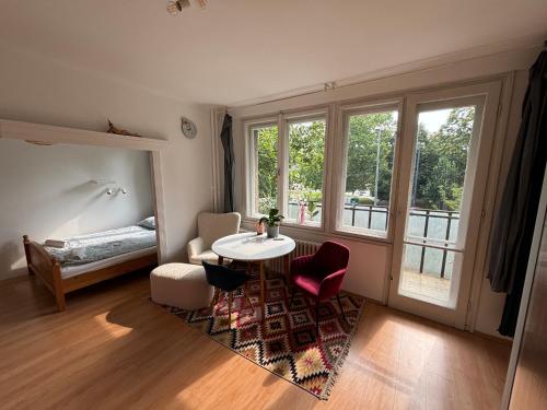 Frankel Apartman Near Lukács Bath — 4-Star Luxury Hotel in Budapest, Hungary