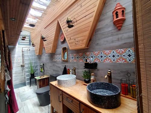 Pod Inn - carbon neutral hotel in Xuhui