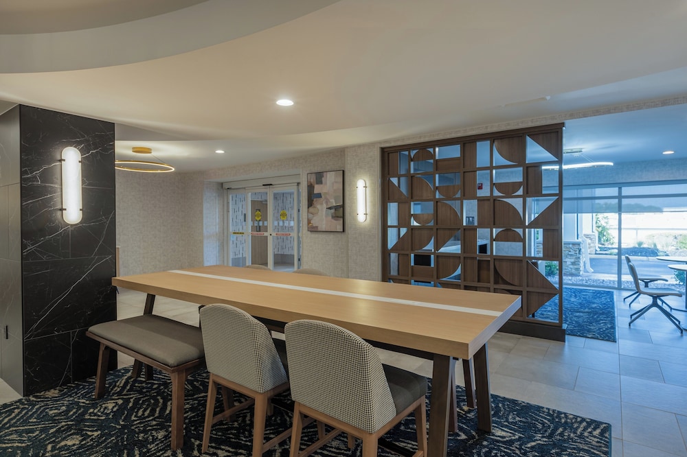 Holiday Inn Anderson by IHG - photo 67