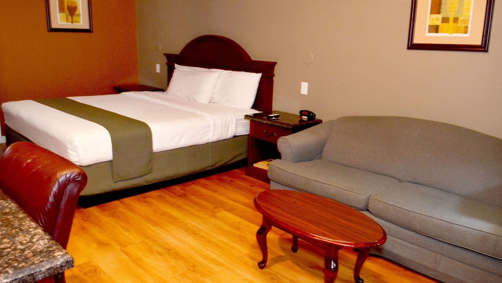 Dynasty Suites Hotel Riverside - photo 14