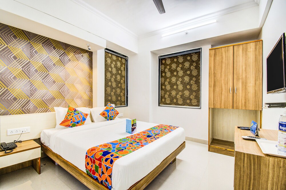 FabExpress Sai Galaxy - carbon neutral hotel in Shirdi