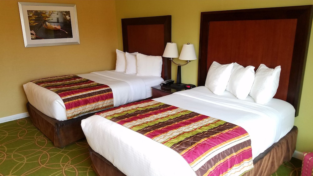 Days Inn by Wyndham Penn State - photo 2