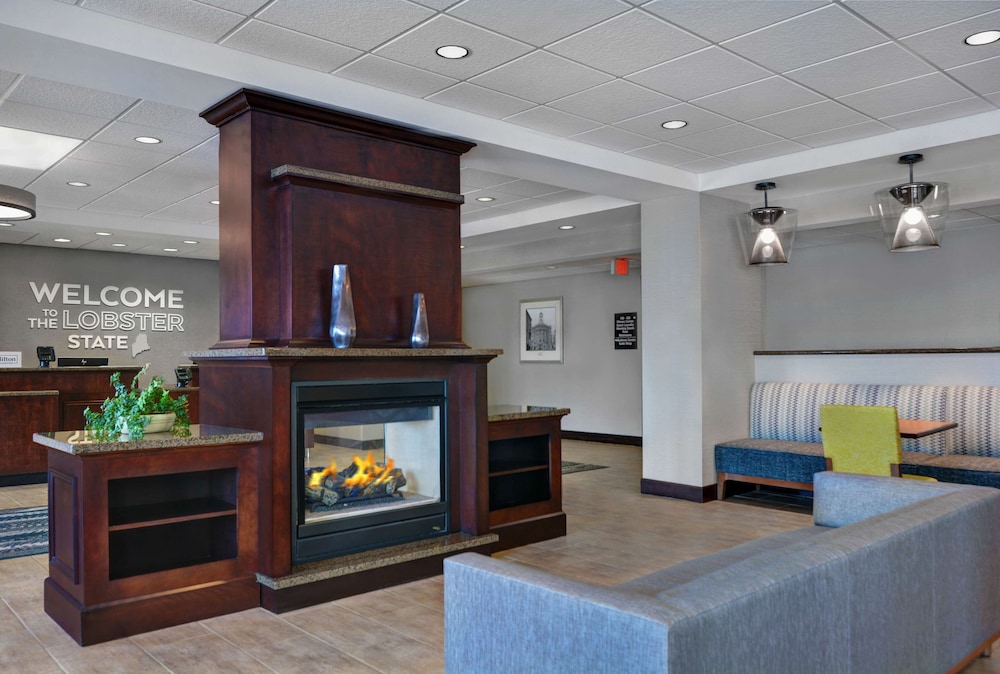 Hampton Inn Bath - photo 3