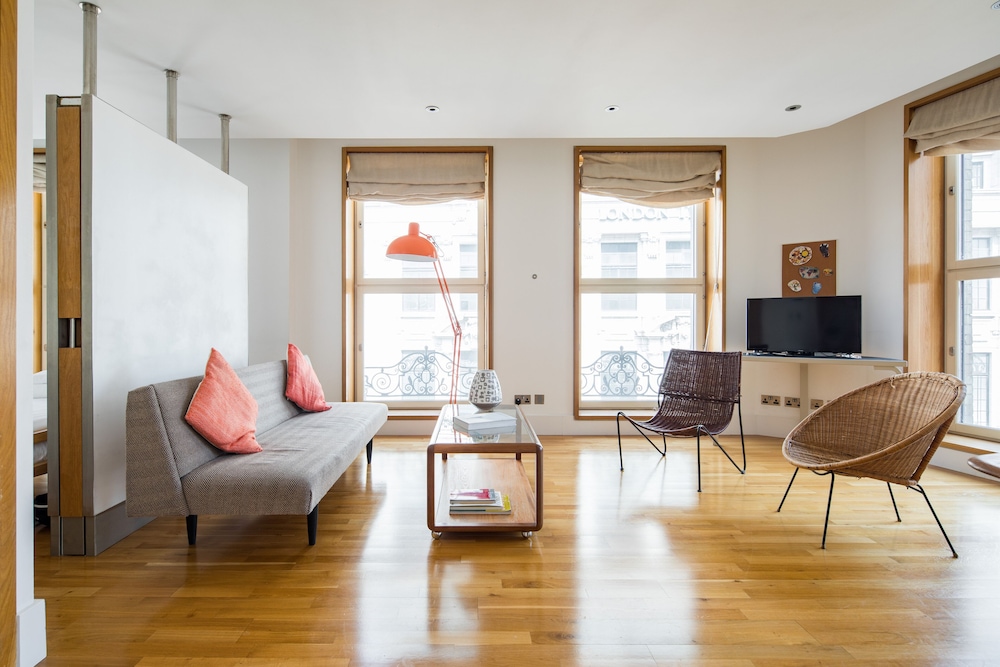 Soulful Central London Apartment — 4-Star Luxury Hotel in London, United Kingdom