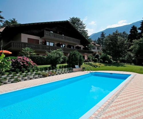 Hotel Schonbrunn — Merano
