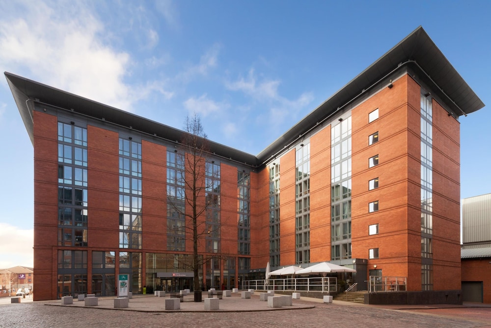 Hilton Garden Inn Birmingham Brindley Place — 4-Star Luxury Hotel in Birmingham, United Kingdom