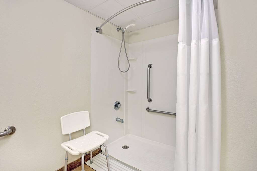 Wyndham Garden Charlotte Airport Southeast - photo 12