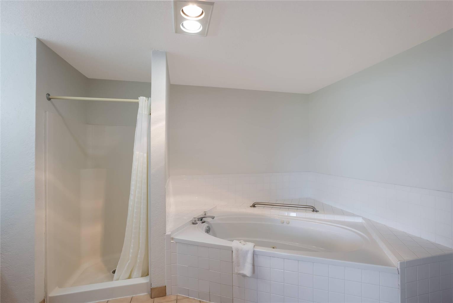 Quality Inn & Suites Junction - photo 35