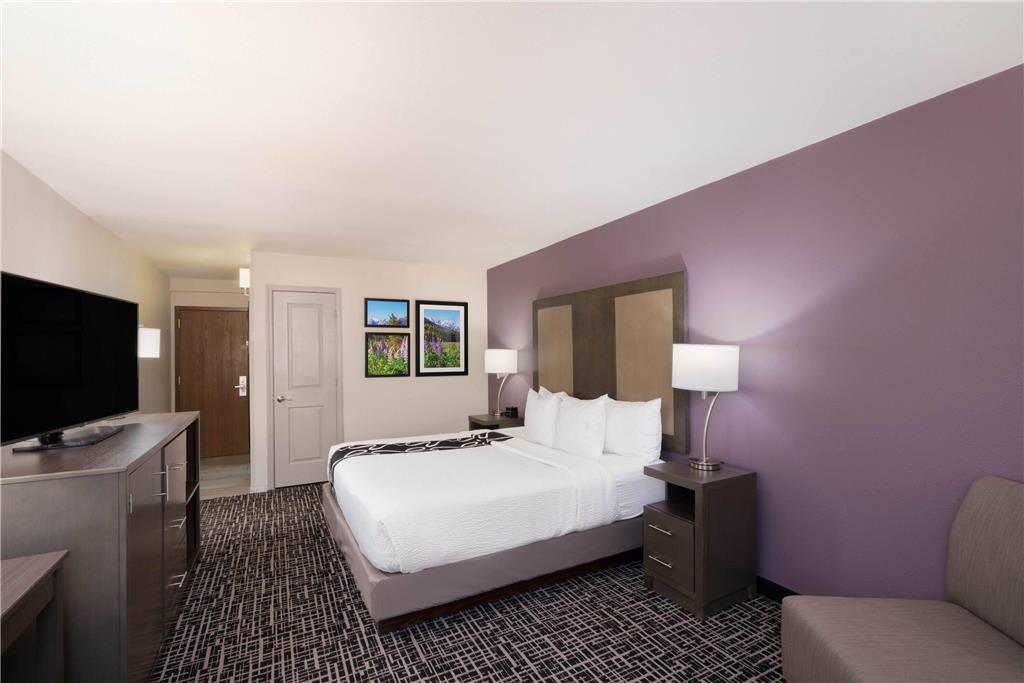 La Quinta Inn & Suites by Wyndham Glenwood Springs - photo 25