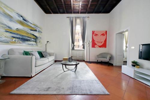Leonina4 Cozy Apartment — 4-Star Luxury Hotel in Rome, Italy