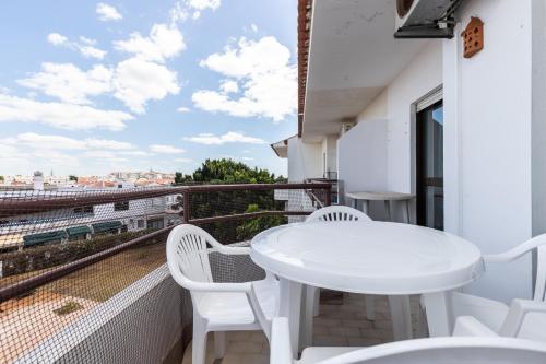 Apartamento Mantamar by Algarvemanta — 4-Star Luxury Hotel in Manta Rota, Portugal