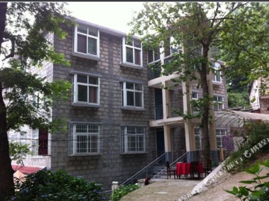 Xinyang holiday small residence - last minute hotel in Xinyang