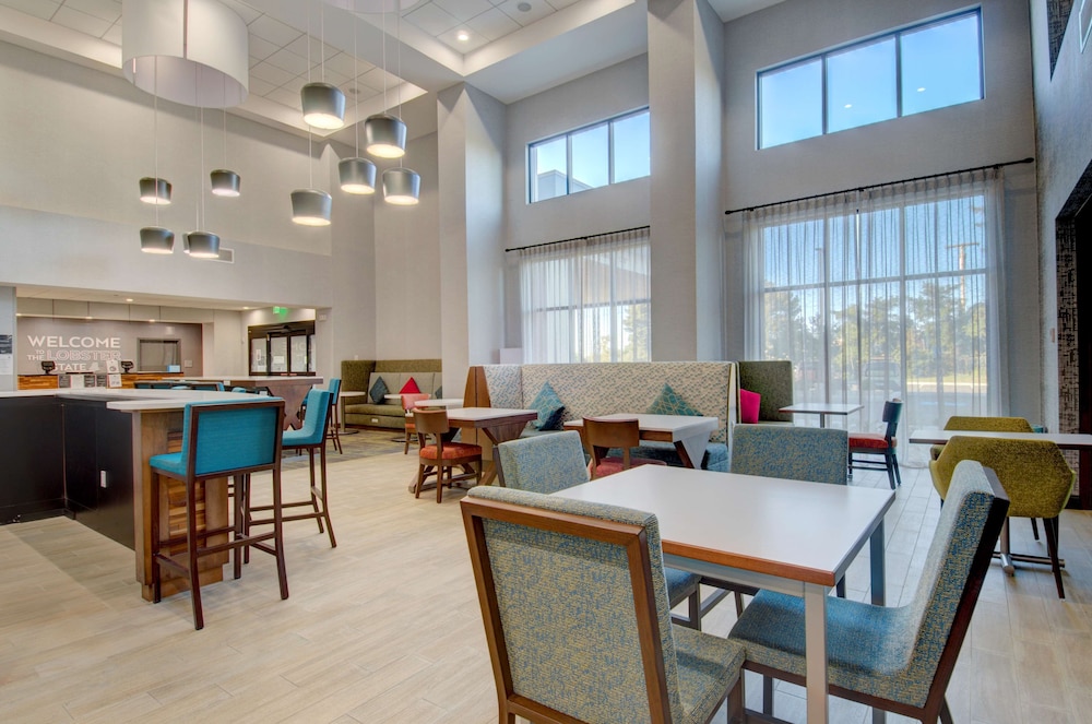 Hampton Inn & Suites Portland West - photo 12