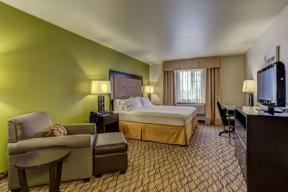 Holiday Inn Express & Suites Montrose Black Canyon Area by IHG - photo 20