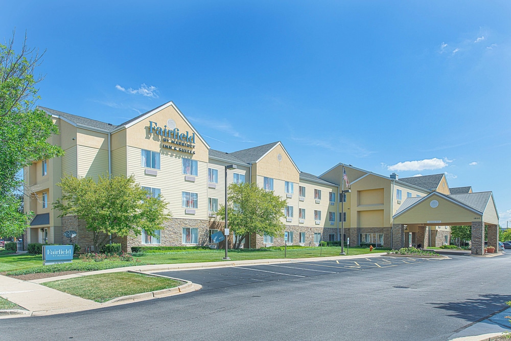 Fairfield Inn & Suites by Marriott Chicago Naperville in Naperville, United States