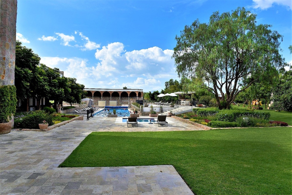 Hc Hacienda Catrina Hotel Boutique — 4-Star Luxury Hotel in Silao, Mexico