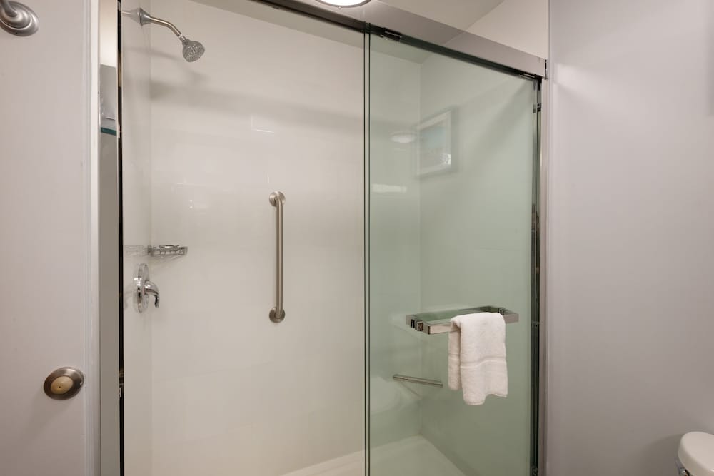 Hampton Inn Belle Vernon - photo 17