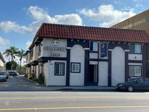 Sunrise inn - featured photo