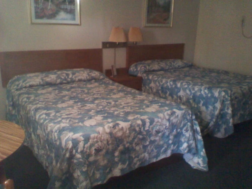 Starlite Budget Inn - photo 13