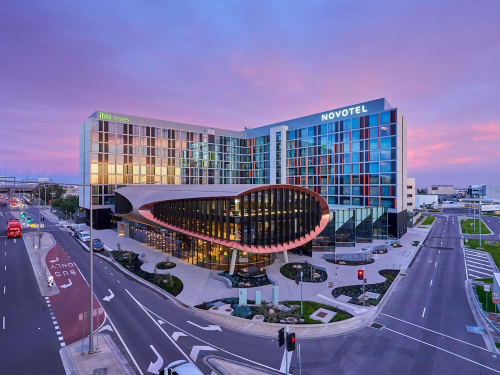 Novotel Melbourne Airport — hotel near Melbourne Airport