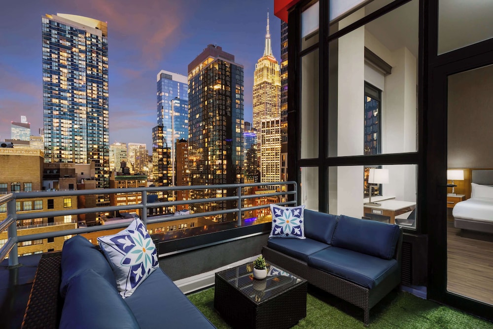 DoubleTree by Hilton Hotel New York City Chelsea - featured photo