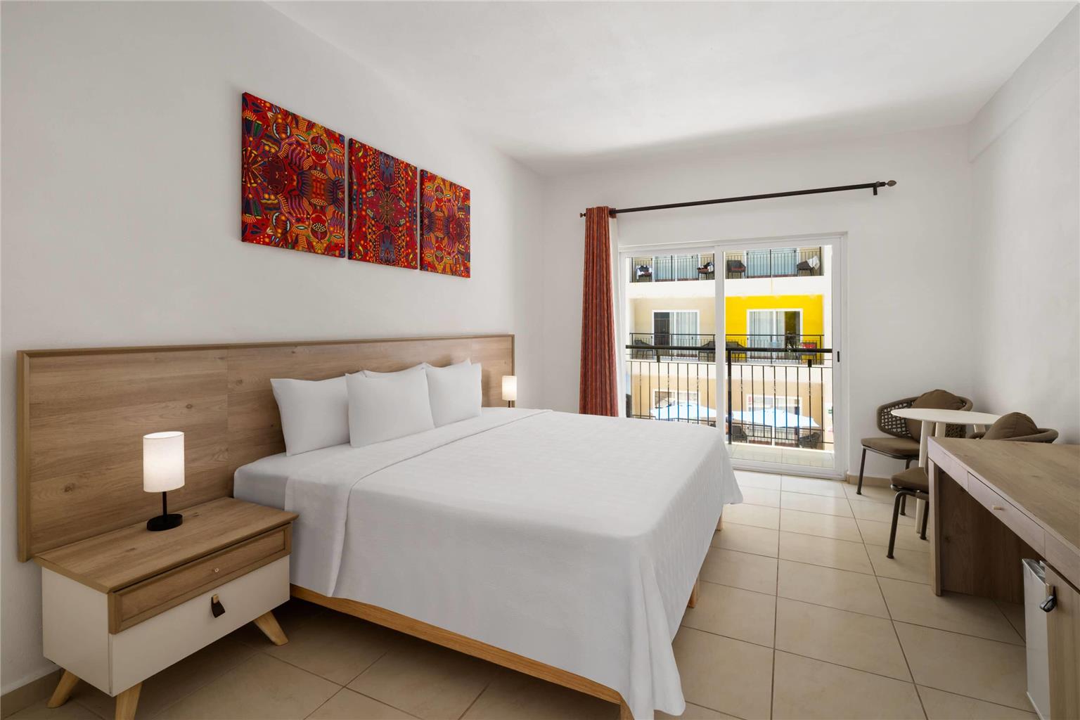 Guest room
