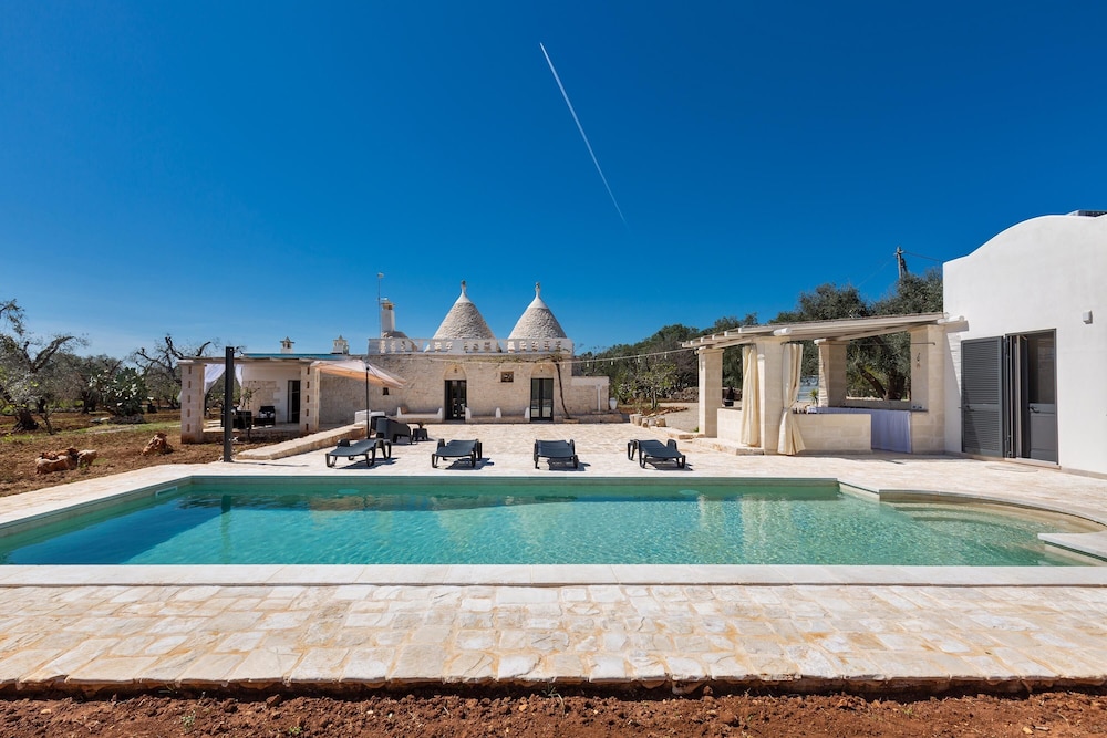 Mari Trullo by Perle di Puglia — hotel in San Michele Salentino